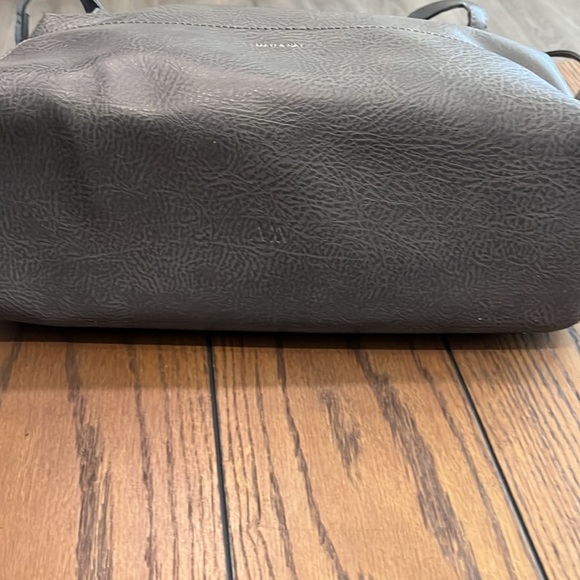 Matt & Nat grey crossbody bag - Picture 7 of 7